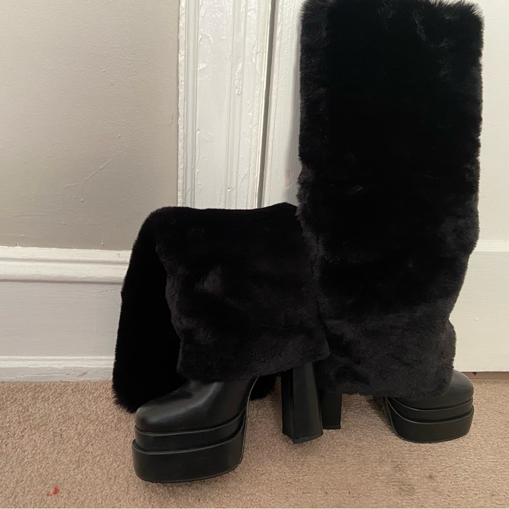 Fur Fold Over Azalea Wang boots - Picture 5 of 7
